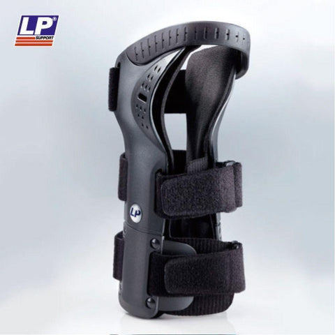 LP 550 Wrist Splint Strong Hard Shell Brace Sports Support Sprain Strain Cast